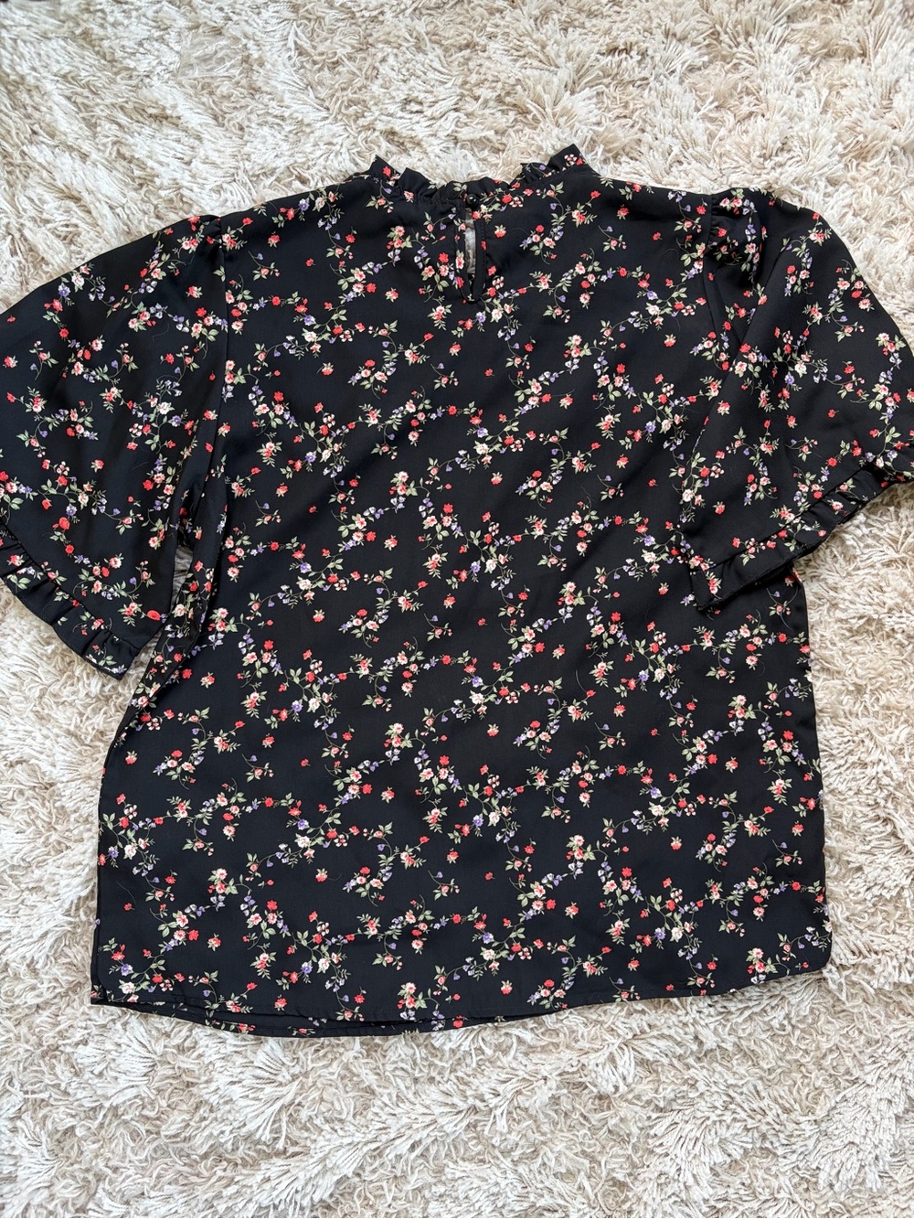 Black Floral Ruffled Top - Picture 5 of 6